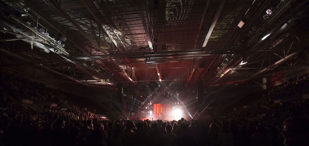 Chris Young On Stage